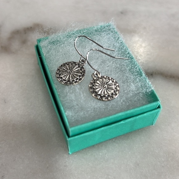 Medallion Wheel Filagree Dangle Drop Earrings - Picture 3 of 4